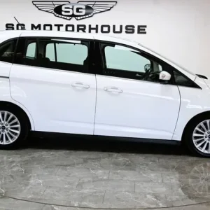 2018 Ford Grand C-Max Titanium MPV - Image 7