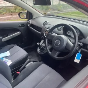 Mazda 2 2009 1.3 Manual 3-door hatchback - Image 5