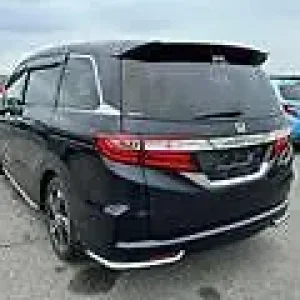 Honda Odyssey Absolute 2.4L Auto 7-seater Japanese Import 2014 41k miles - Image 8