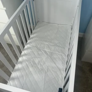 Tutti Bambini 3 in 1 mini cot bed - Image 8