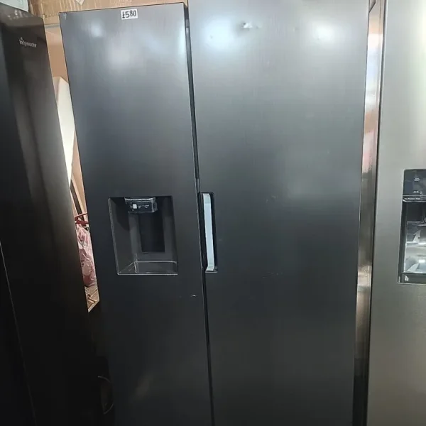 NEW GRADED SILVER SAMSUNG FROST FREE AMERICAN FRIDGE FREEZER