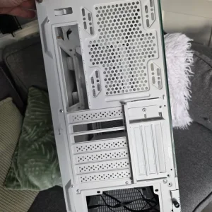 White PC case - Image 4
