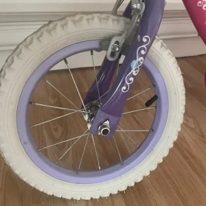Kids princess bike - Image 2
