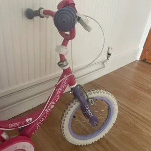 Kids princess bike - Image 6