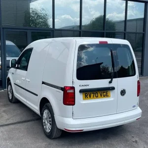 2020 Volkswagen Caddy 2.0 TDI Trendline SWB Diesel Manual - Image 6
