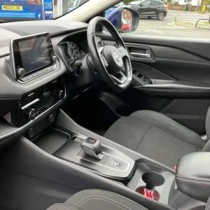 2022 Nissan Qashqai Acenta Premium 1.3 DiG-T Hybrid - Image 2