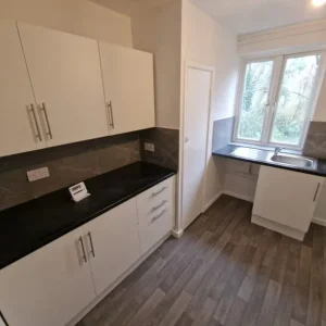 3 BEDROOM FLAT IN EARLSTON, SCOTTISH BORDERS - Image 6