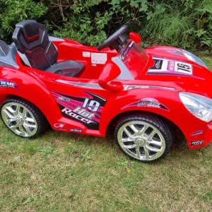 Electric car 6v from Halfords toy 3yrs -9yrs