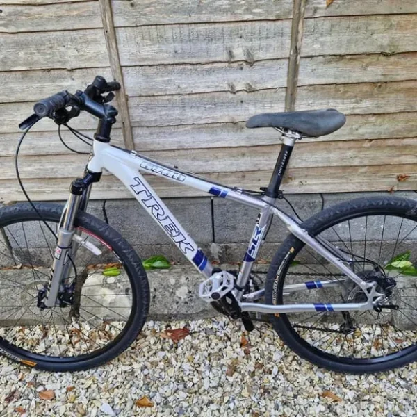 Trek 6700 mountain bike