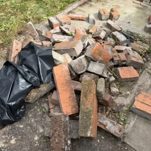 Various size bricks - Image 3