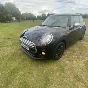 2014 MINI Hatch 1.5 Cooper 3dr HATCHBACK Petrol Manual - Image 2