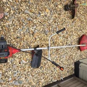 Heavy duty strimmer