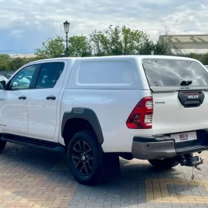 Toyota Hilux D-4D 204 Invincible X 4WD Double Cab with Truckman Top - Image 8