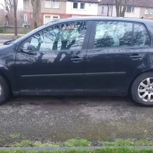 VOLKSWAGEN GOLF 1.6 FSI MANUAL 5 DOOR - Image 4