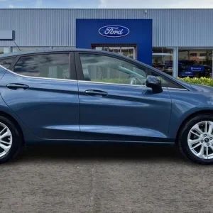 2022 Ford Fiesta 1.0 EcoBoost Hybrid - Image 3