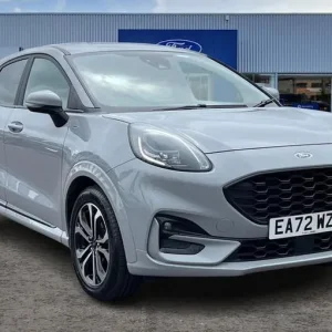 2022 Ford Puma 1.0 EcoBoost Hybrid ST-Line 5-door hatchback