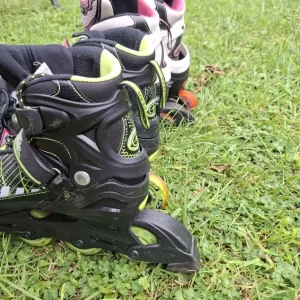 2 Pairs of Inline Skates with Protection Gear - Image 2