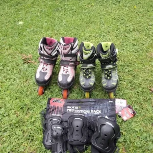 2 Pairs of Inline Skates with Protection Gear - Image 8