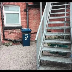 2 bedroom split-level flat in Hewitt Street, Kingussie, Highland - Image 2
