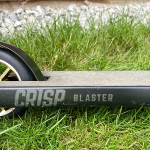 CRISP BLASTER PRO PUSH SCOOTER – YELLOW/BLACK - Image 4