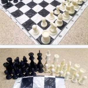 32-piece plastic chess set - Image 2
