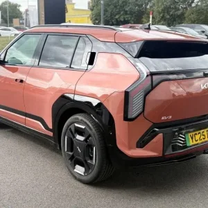 2025 Kia EV3 GT-Line 5-door Electric SUV - Image 6