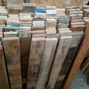Reclaimed pallet lats