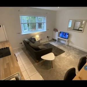 1 bedroom flat with garden and parking in Whalley Range, Rutland, England - Image 6