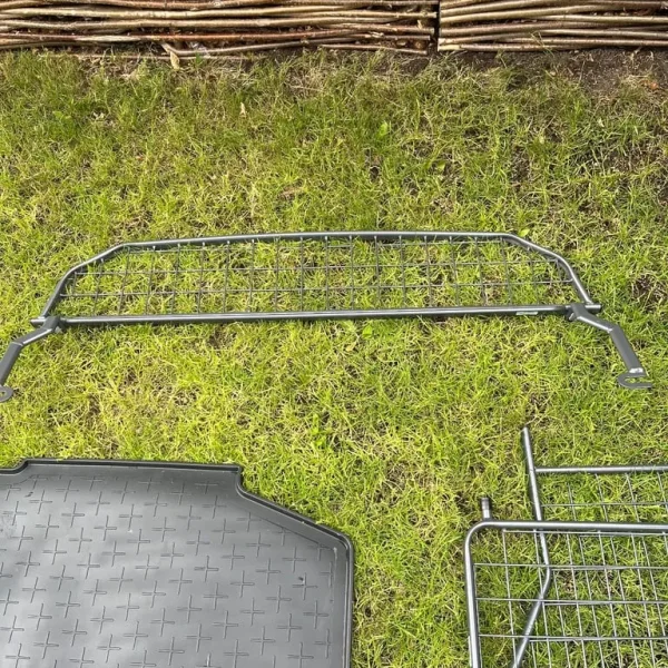 Skoda Kamiq Trav-All complete dog guard