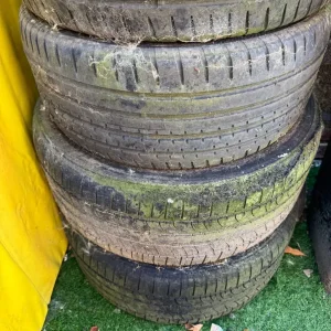 6 old car tyres - Image 2