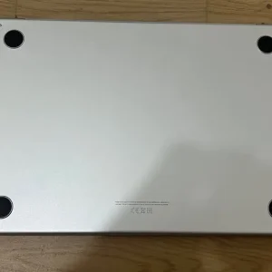 Macbook Air 13” M3 16GB 512GB Silver - Image 3