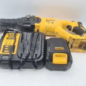 DEWALT HAMMER DRILL DCH033