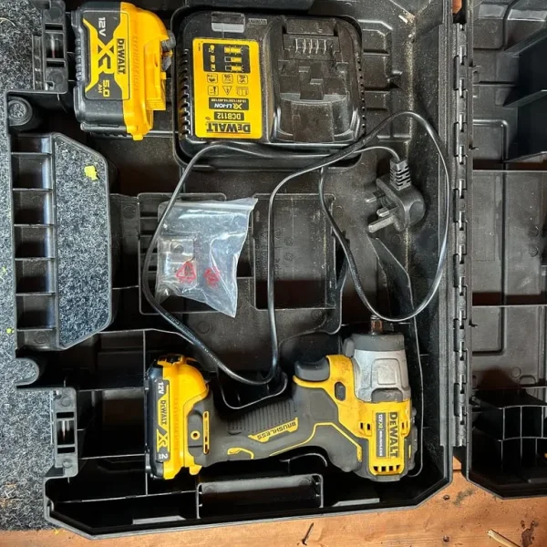 Dewalt 3/8 cordless impact gun