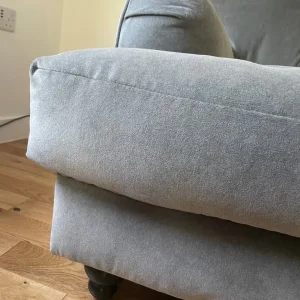 3 seater velvet sofa - Image 2