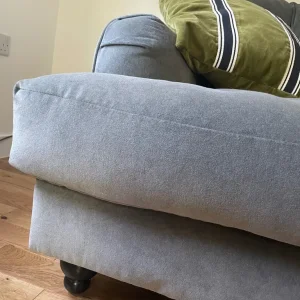 3 seater velvet sofa - Image 7