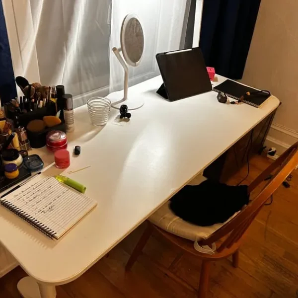 Adjustable height desk