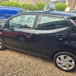 2017 Toyota Aygo 1.0 VVT-i X-Play 5-door Hatchback - Image 5