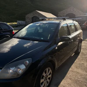 2005 Vauxhall Astra Estate manual 1.6L - Image 3