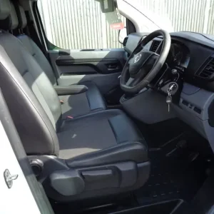2020 Vauxhall Vivaro 1.5 Turbo D 2700 Edition Panel Van 5DR Diesel L1 - Image 5