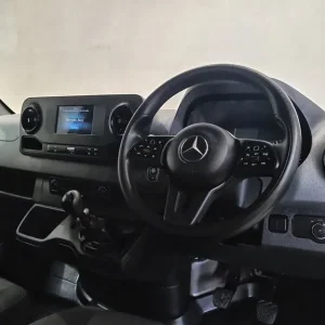 MERCEDES-BENZ SPRINTER 2.1 314 CDI L3 RWD DROPSIDE DIESEL 143 BHP - Image 5