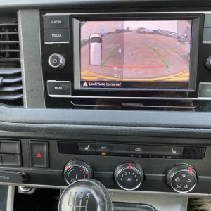 2022 Volkswagen Transporter 2.0 TDI Highline FWD LWB Diesel Manual - Image 4