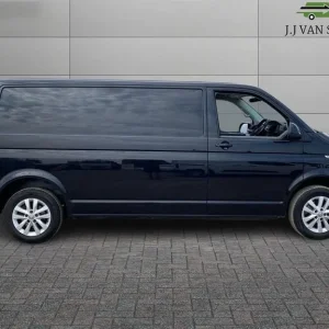 2022 Volkswagen Transporter 2.0 TDI Highline FWD LWB Diesel Manual - Image 7