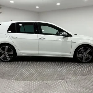 2019 Volkswagen Golf 2.0 TSI R DSG 4Motion Euro 6 5-door hatchback - Image 2