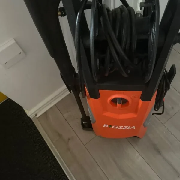 Pressure washer