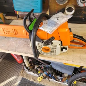 Stihl MS290 chainsaw - Image 7