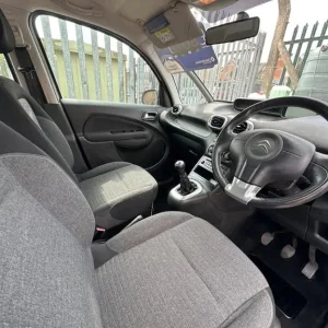 2016 Citroen C3 Picasso 1.6 BlueHDi Euro 6 5-door MPV Diesel Manual - Image 3