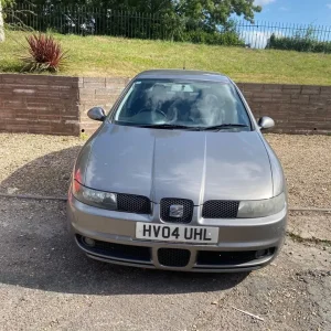 Seat Leon hatchback 2004 manual 1896cc 5-door - Image 2