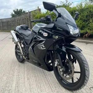 2008 Kawasaki Ninja 250 R - Black, 4291 miles, HPI clear, MOT included - Image 2