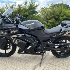 2008 Kawasaki Ninja 250 R - Black, 4291 miles, HPI clear, MOT included - Image 4