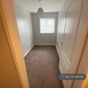 2 bedroom flat in Cedric Court, Swanscombe, Dartford (2 bed) - Image 5